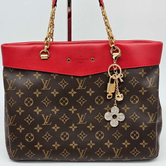 Authentic Louis Vuitton Lock & Key with unbranded Bagcharm, Keycharm, Keychain - Picture 3 of 10